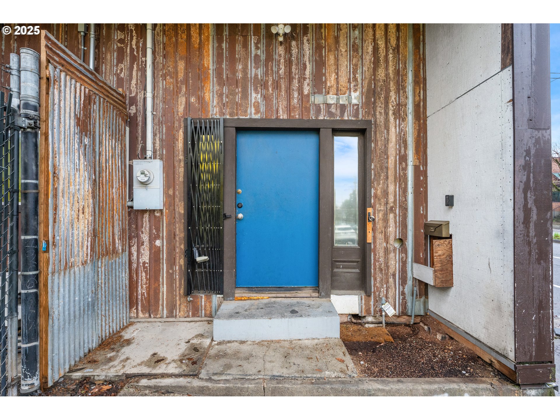 6530 NE M L KING BLVD