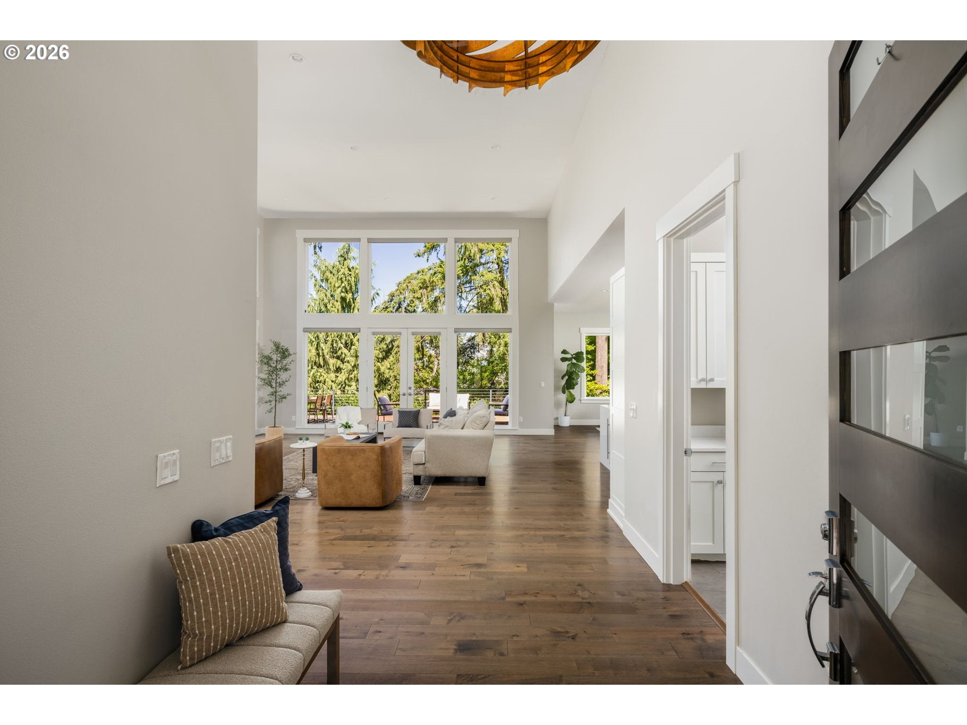 1923 MAPLELEAF CT