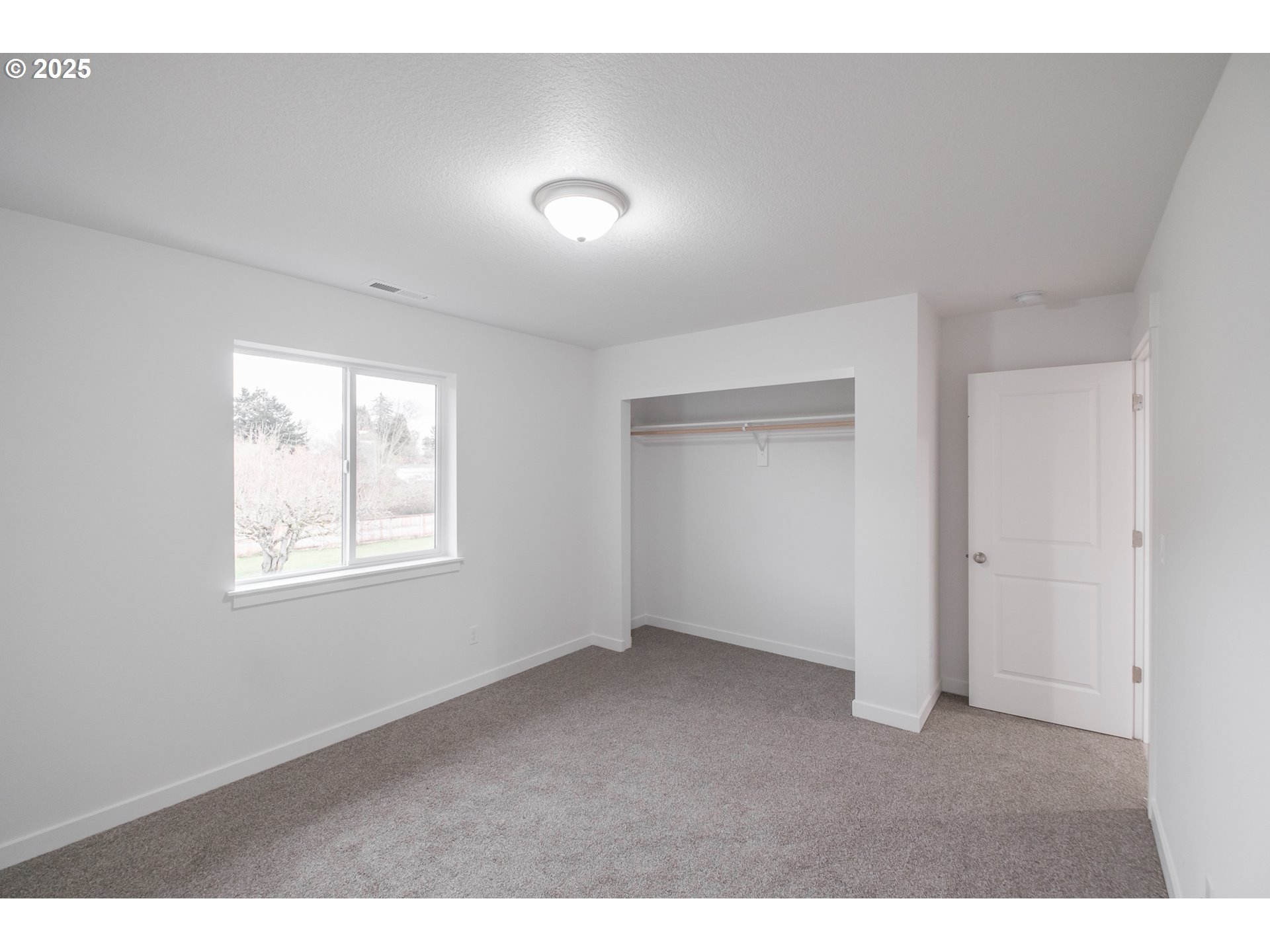 Lebanon, Oregon 97355, United States, 3 Bedrooms Bedrooms, ,3 BathroomsBathrooms,Residential,Active,77625