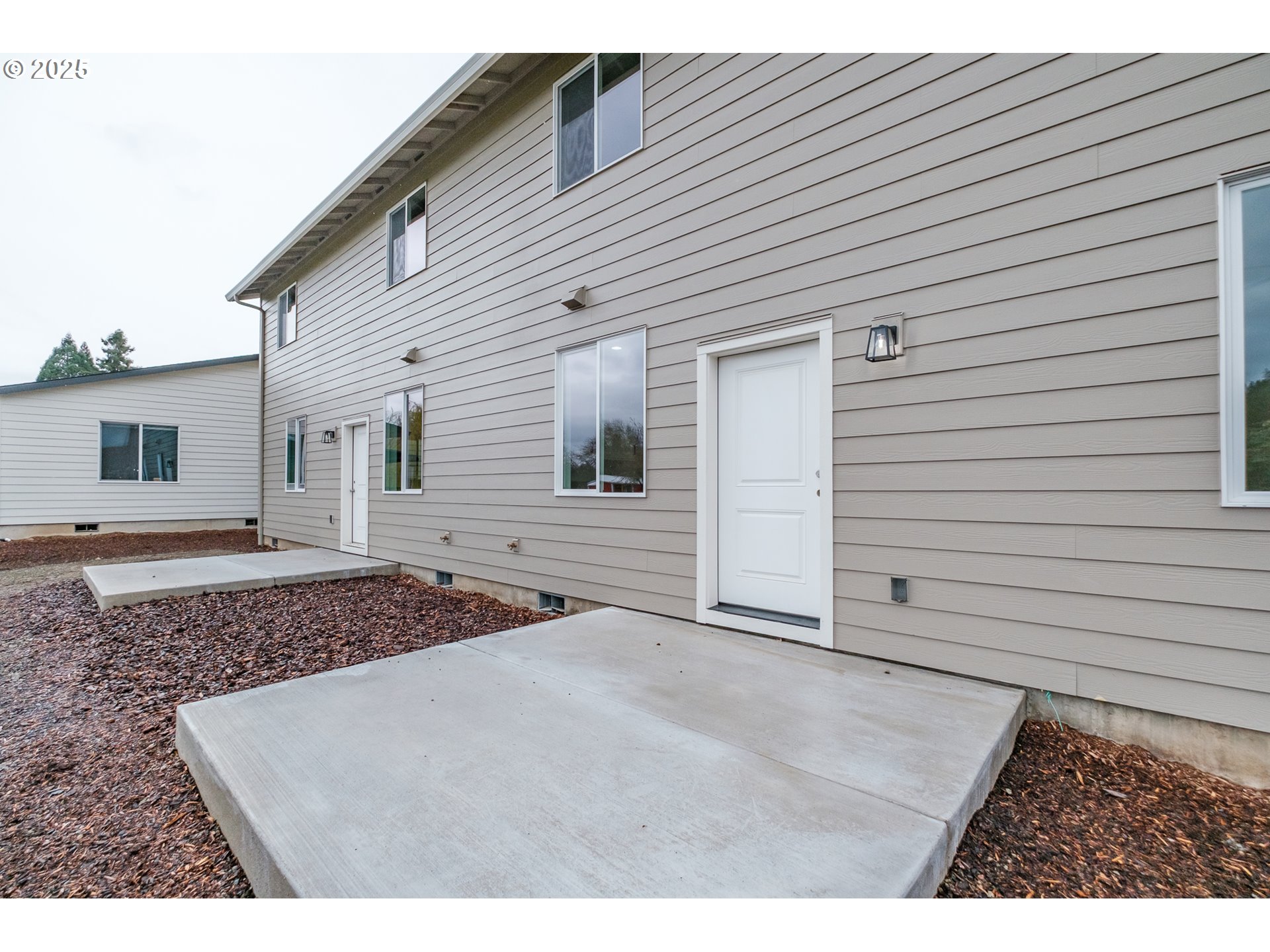 Lebanon, Oregon 97355, United States, 3 Bedrooms Bedrooms, ,3 BathroomsBathrooms,Residential,Active,77625