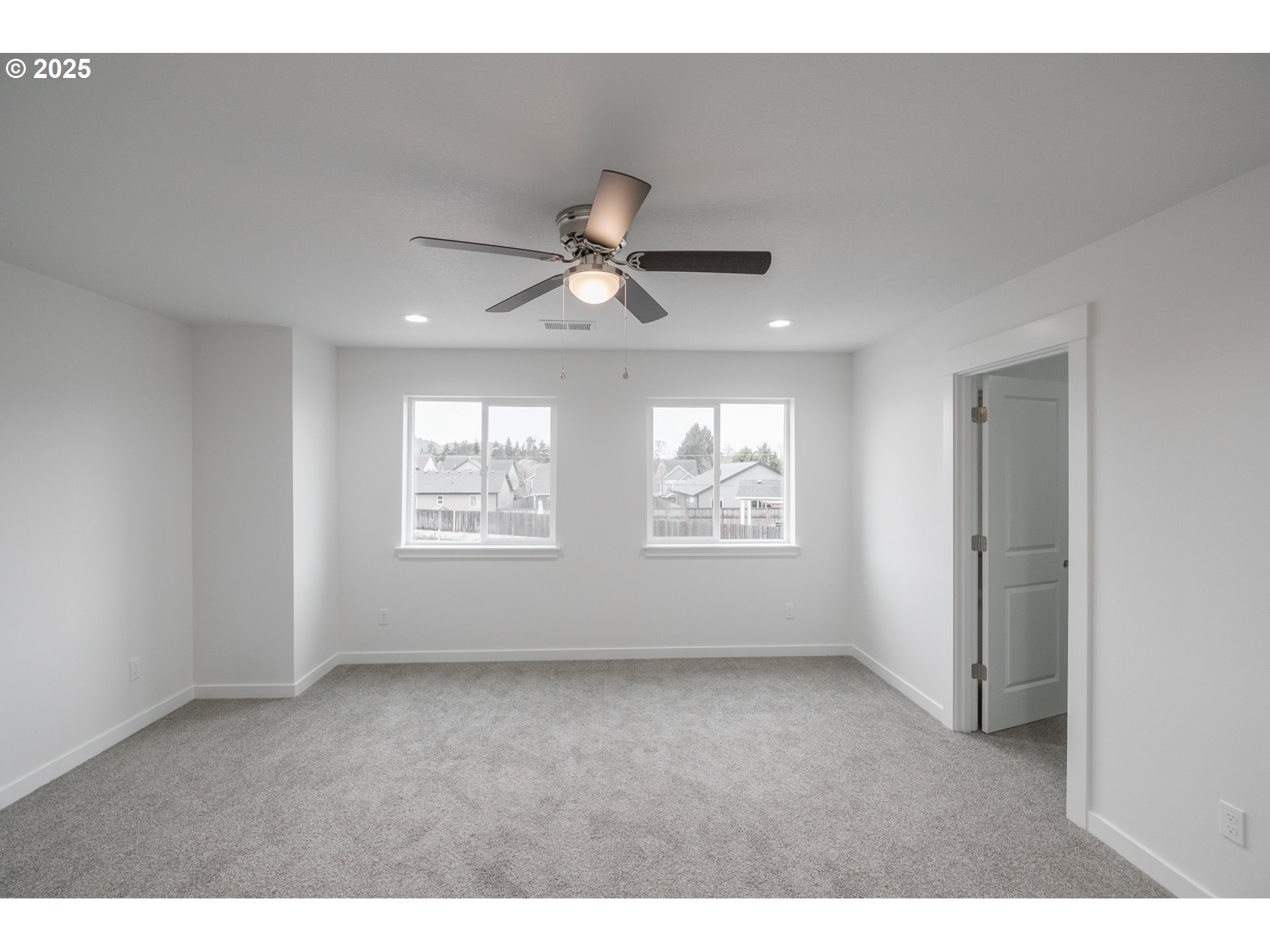 Lebanon, Oregon 97355, United States, 3 Bedrooms Bedrooms, ,3 BathroomsBathrooms,Residential,Active,77625