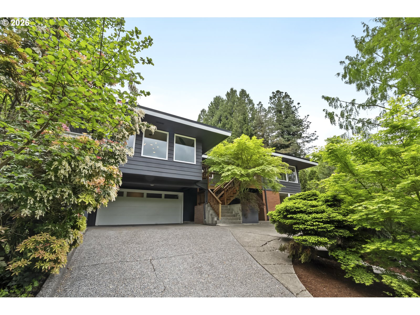 4000 SE ALDERCREST RD
