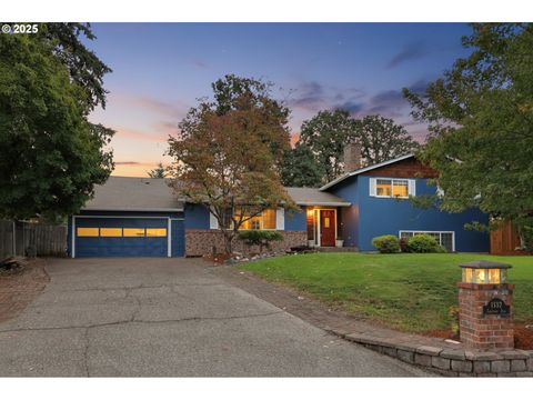 1332 JEPPESEN AVE Eugene OR 97401