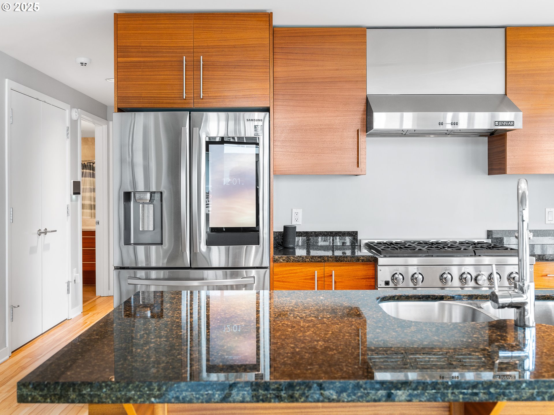 1830 NW RIVERSCAPE ST 406