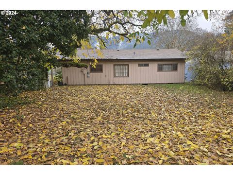 A home in Oakridge