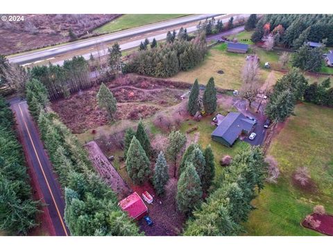 A home in Aumsville