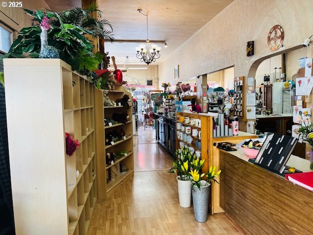 Tillamook, Oregon 97141, United States, ,Commercial,Active,126611