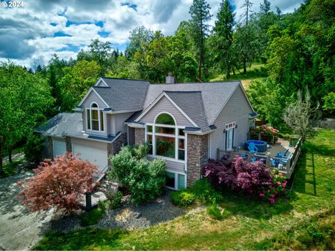 A home in Sutherlin