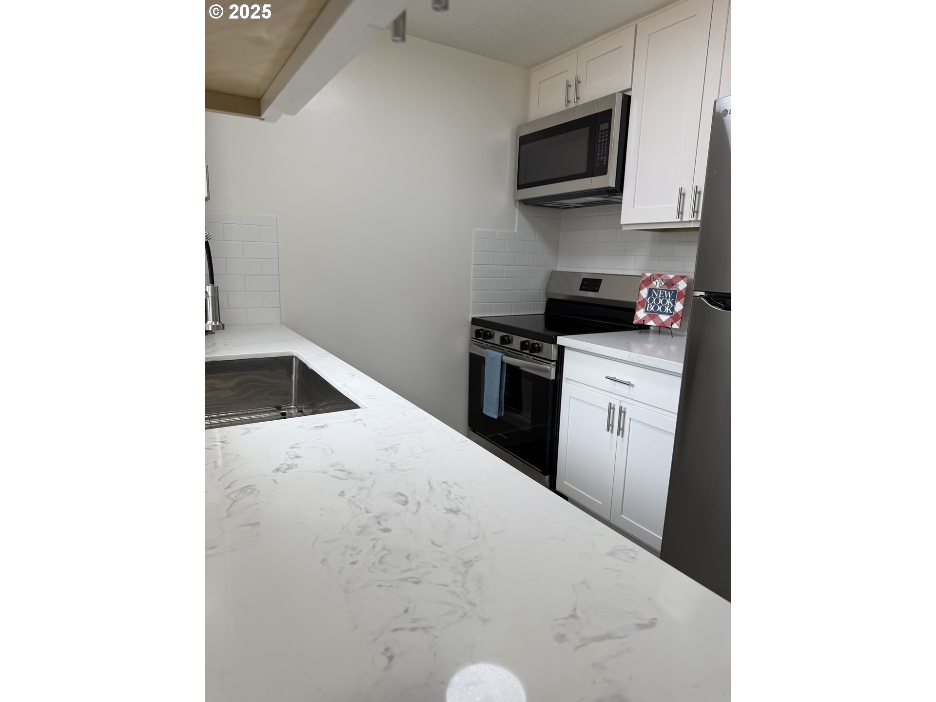 2175 SW 195TH AVE