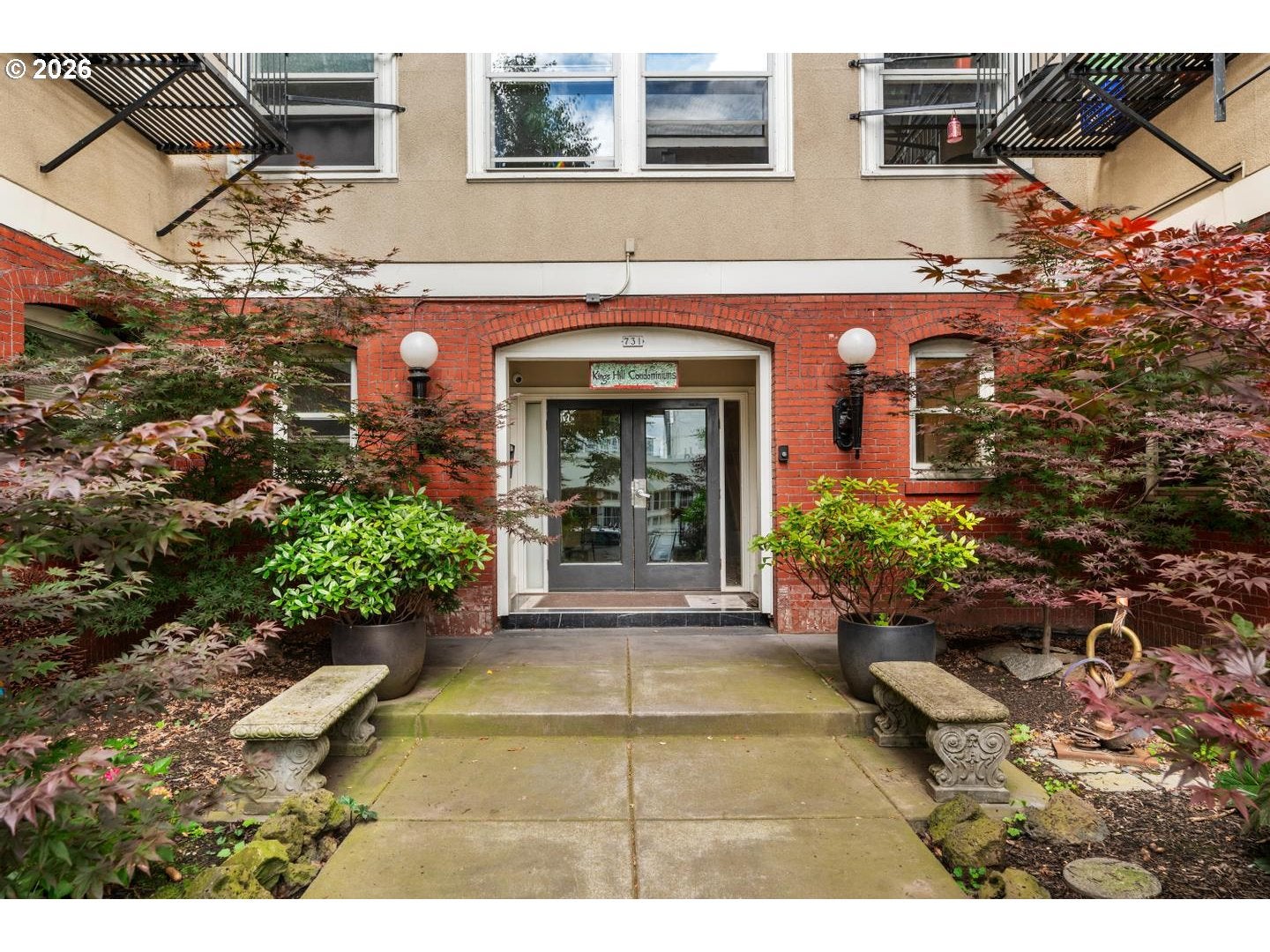731 SW KING AVE 10