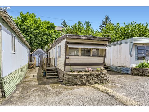 10852 SE STARK ST 1 Portland OR 97216