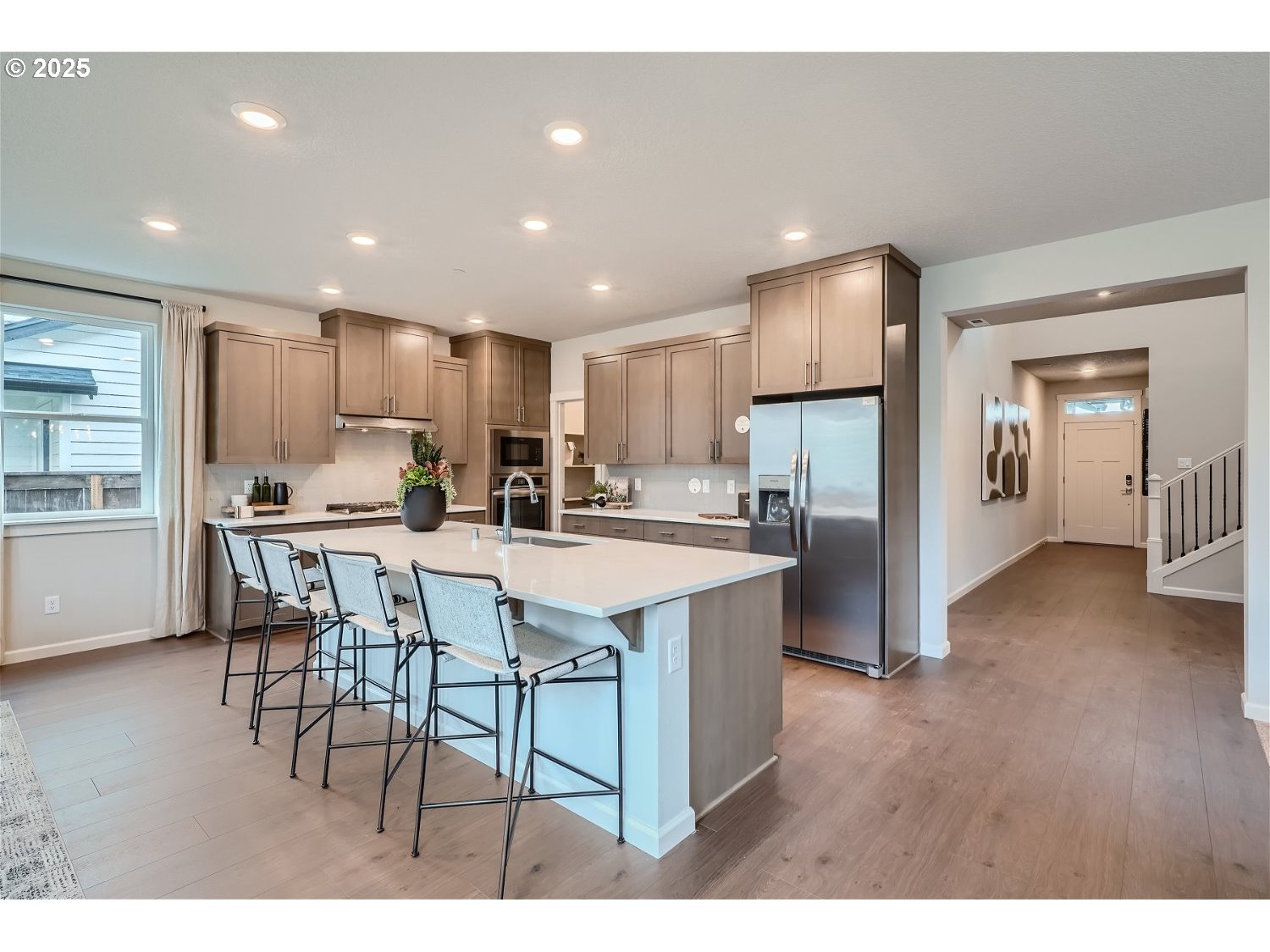 701 S 26th PL