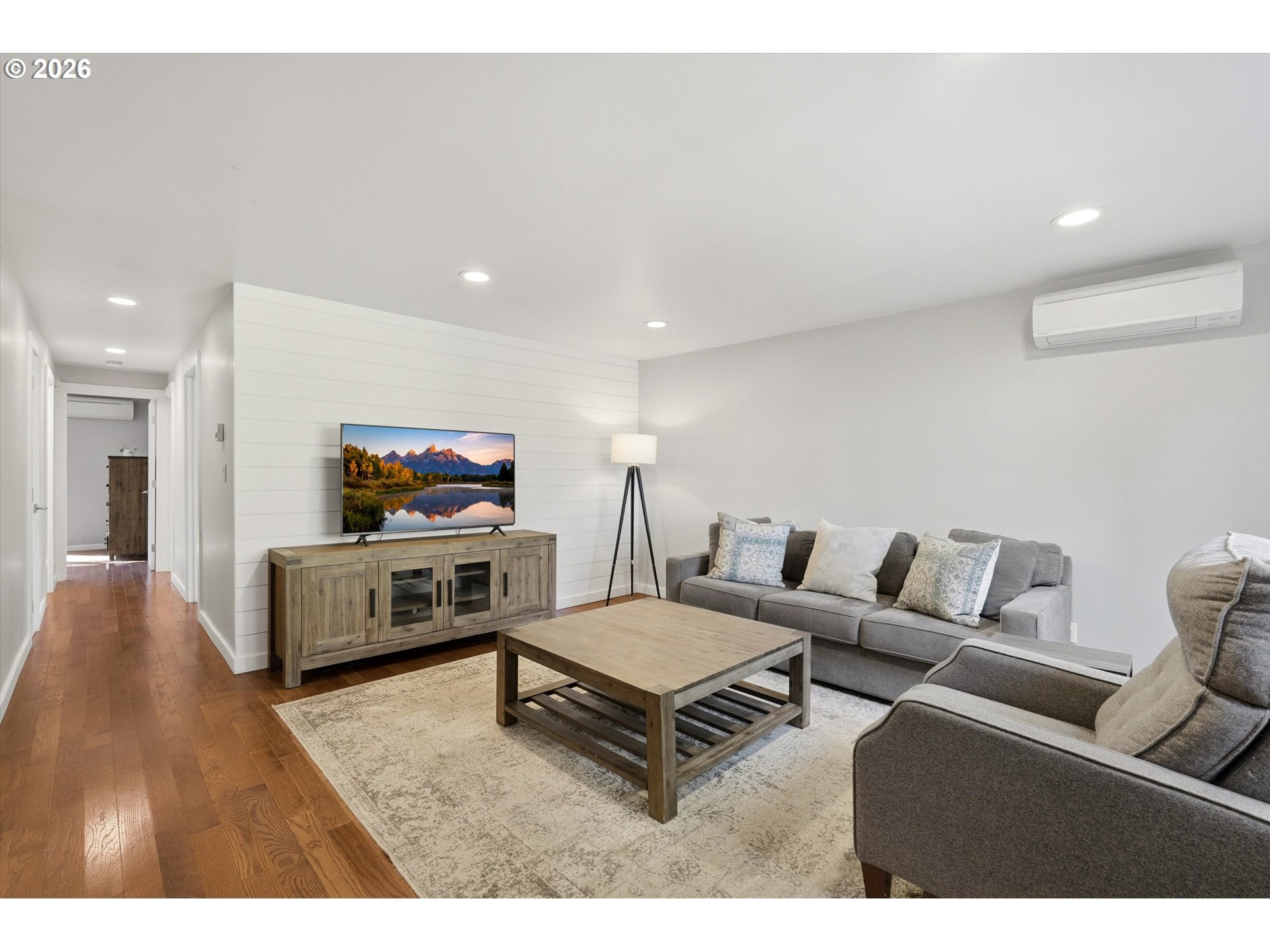 19871 VIEW DR