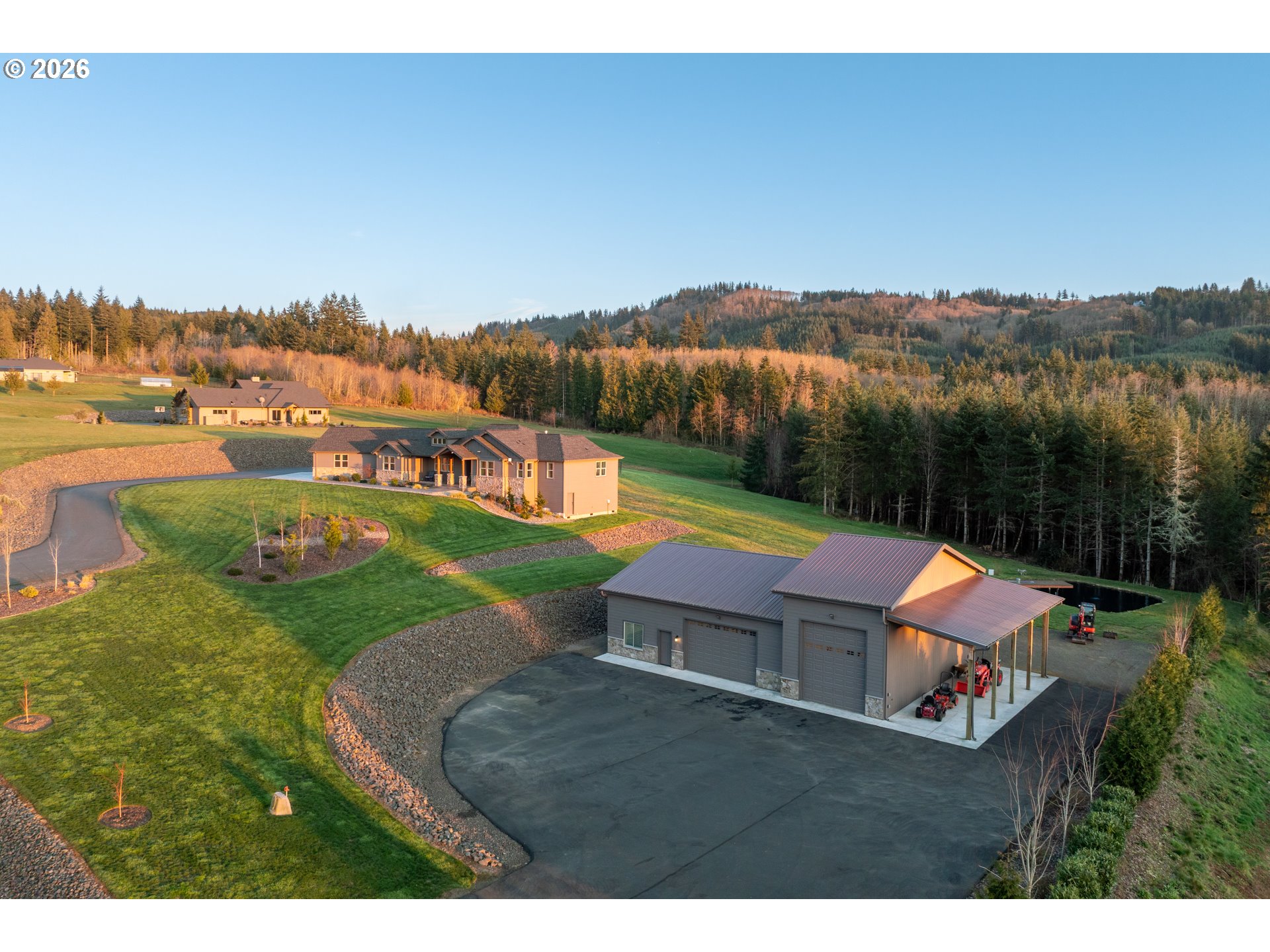300 CROSS CREEK RD