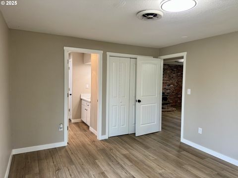 Tiny photo for 35929 Enterprise Rd, Creswell, OR 97426 (MLS # 771150647)