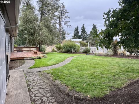 Tiny photo for 35929 Enterprise Rd, Creswell, OR 97426 (MLS # 771150647)
