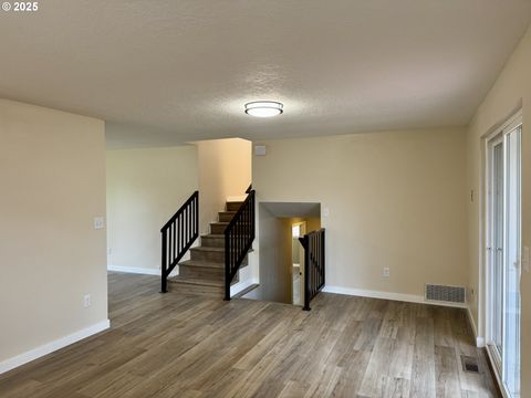 Tiny photo for 35929 Enterprise Rd, Creswell, OR 97426 (MLS # 771150647)