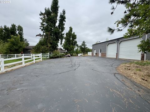 Tiny photo for 35929 Enterprise Rd, Creswell, OR 97426 (MLS # 771150647)