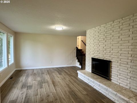 Tiny photo for 35929 Enterprise Rd, Creswell, OR 97426 (MLS # 771150647)