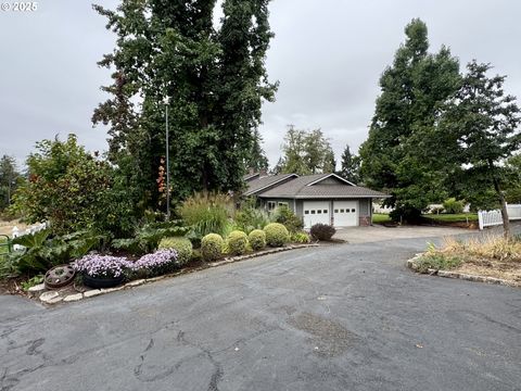 Tiny photo for 35929 Enterprise Rd, Creswell, OR 97426 (MLS # 771150647)