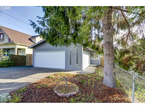 4104 SE 74TH AVE Portland OR 97206