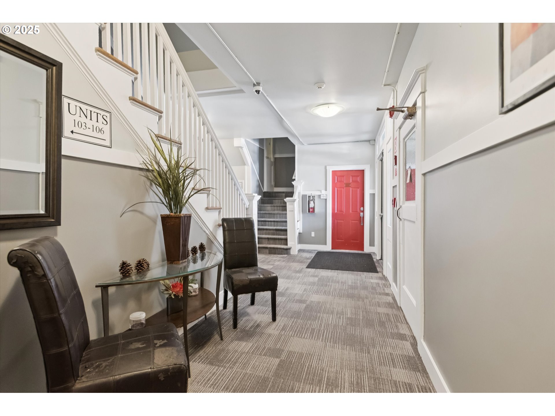 1104 SW COLUMBIA ST 206