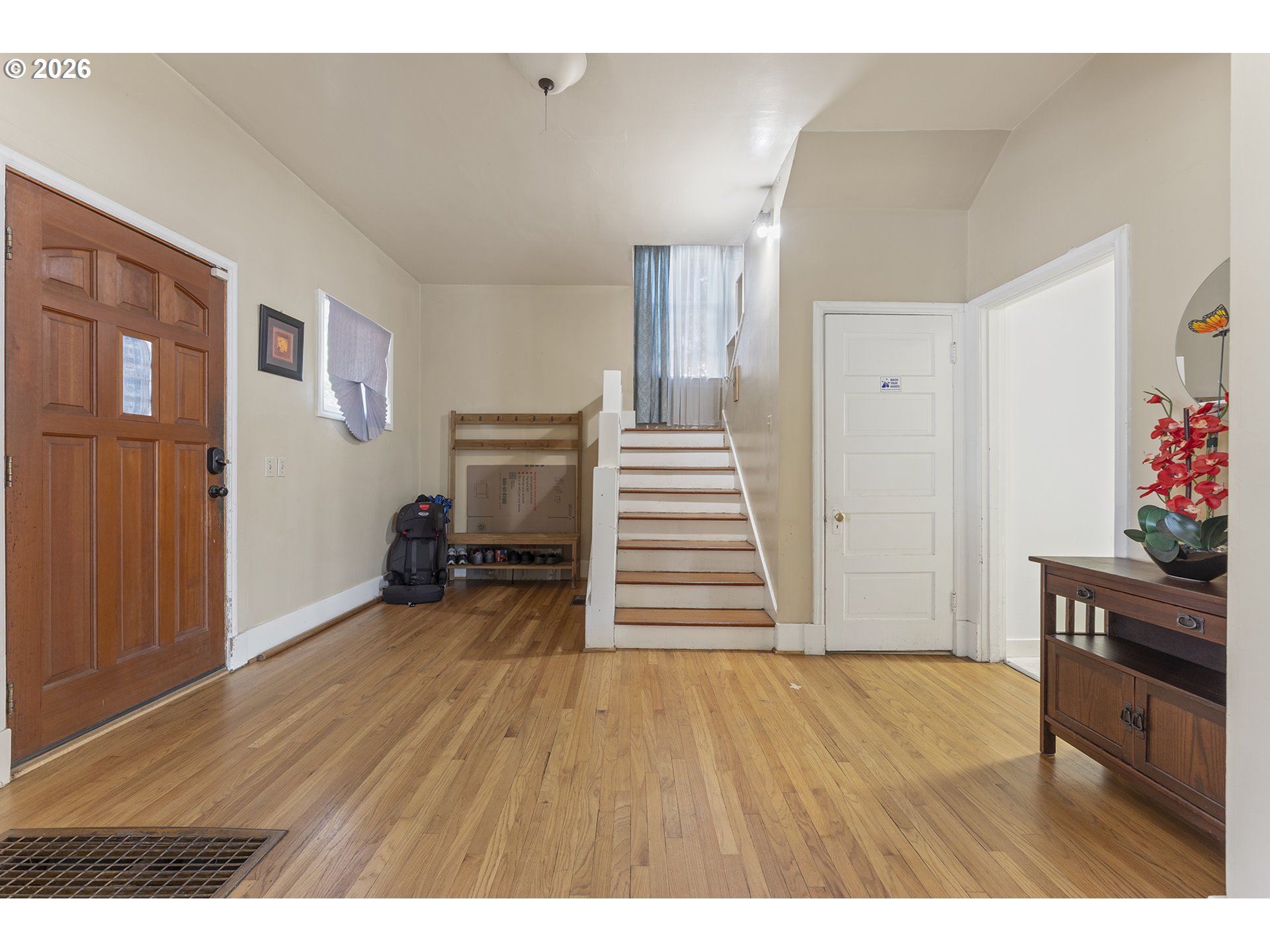 2124 NE 9TH AVE