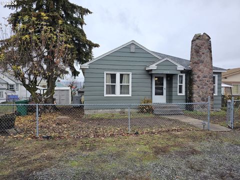 A home in The Dalles