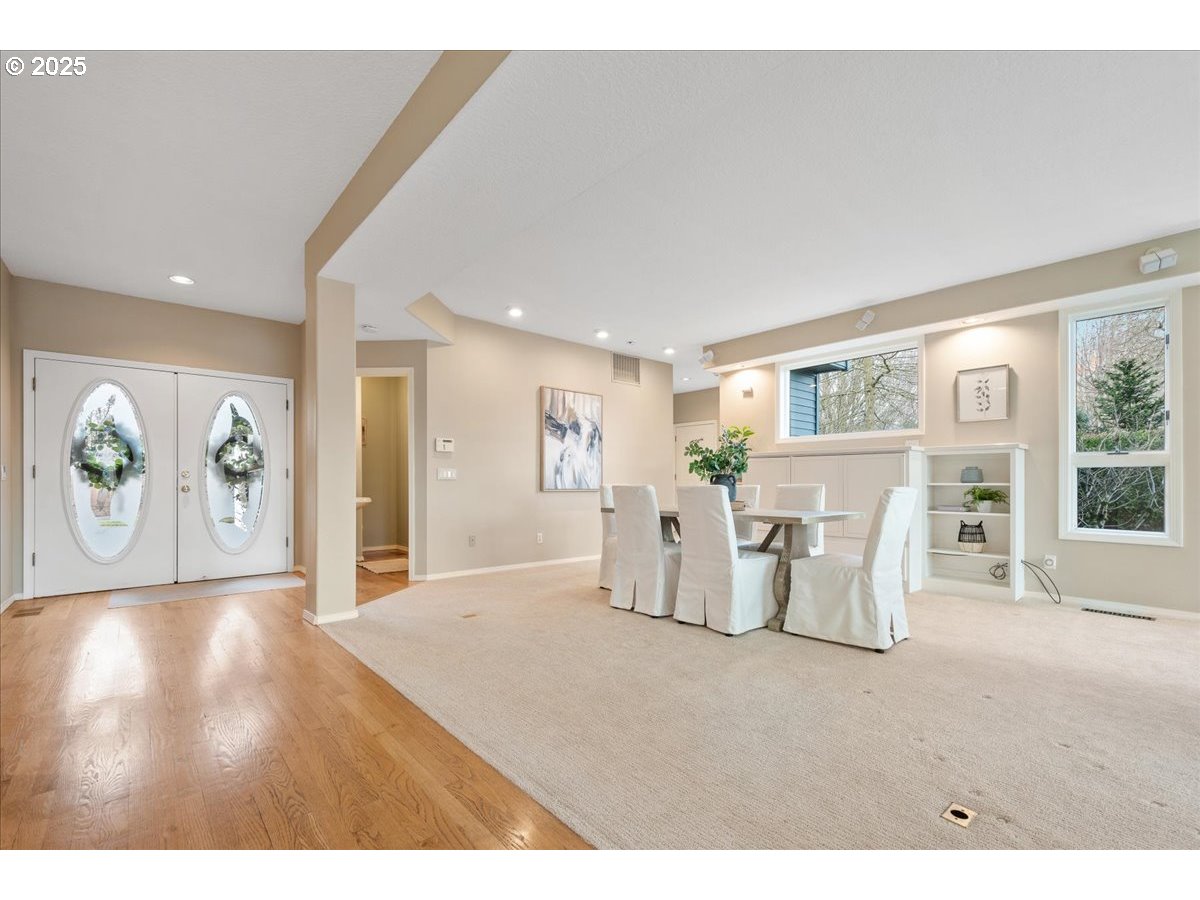 230 N LOTUS ISLE DR