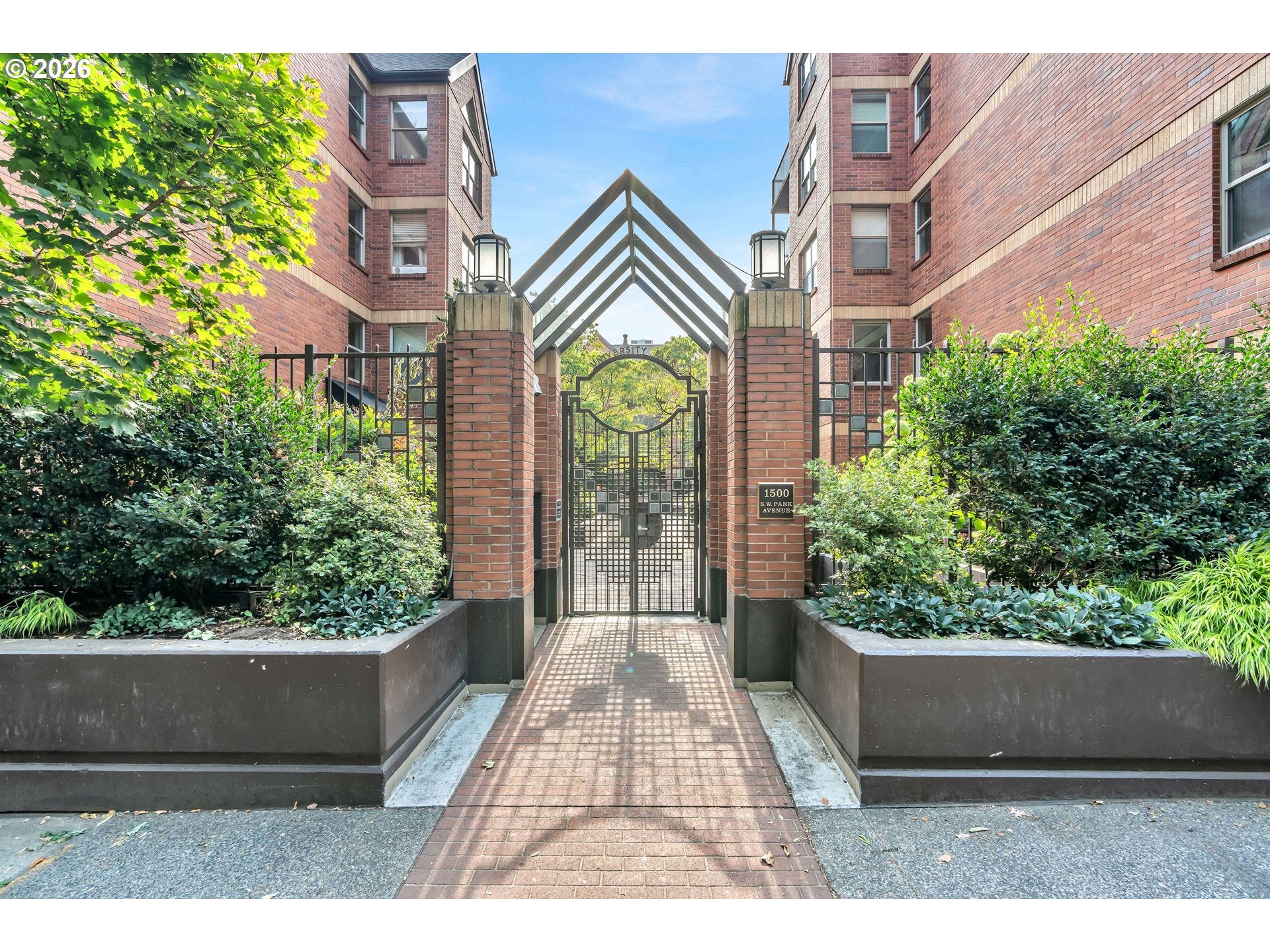 1500 SW PARK AVE 306