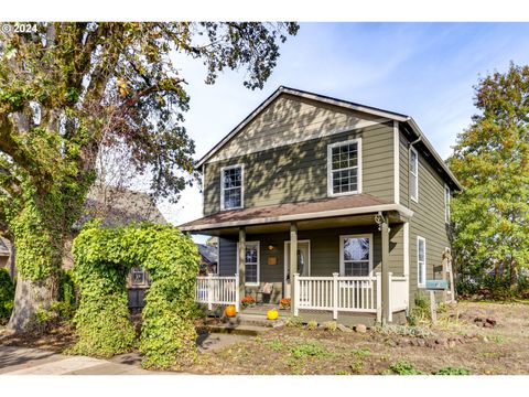 A home in Oregon City