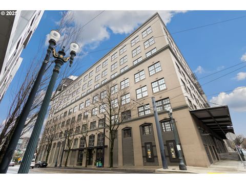 1420 NW LOVEJOY ST 725 Portland OR 97209