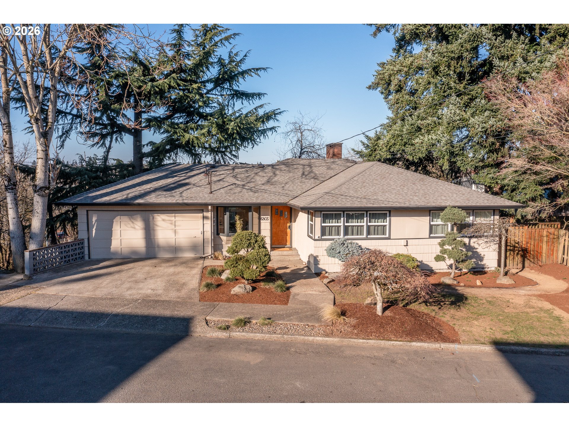 6805 NE MULTNOMAH ST