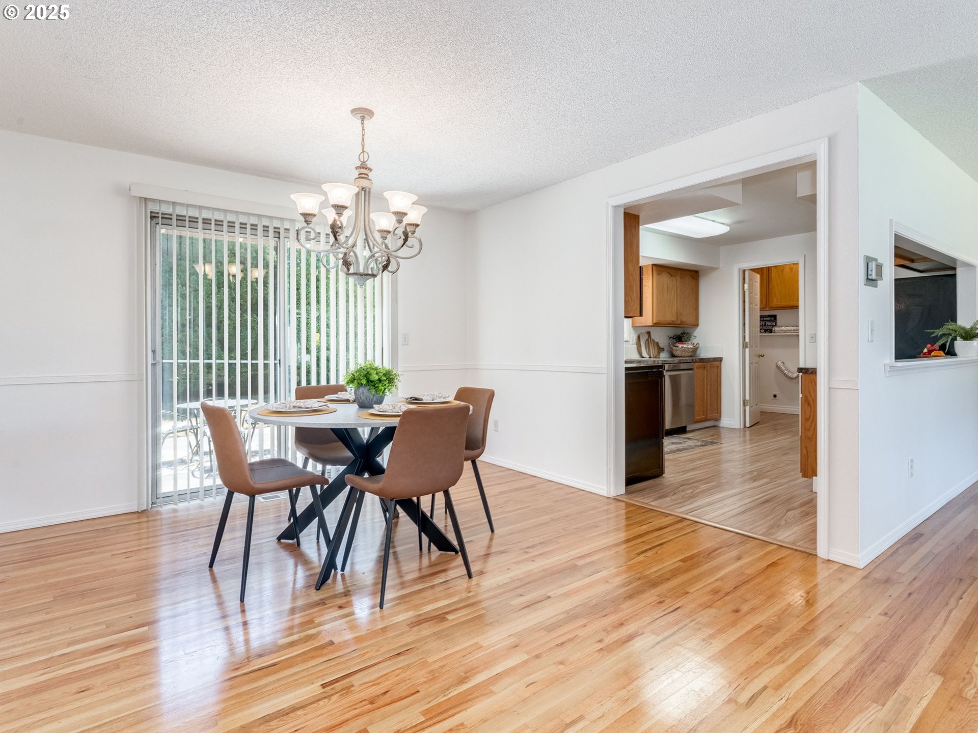 Vancouver, Washington 98665, United States, 4 Bedrooms Bedrooms, ,3 BathroomsBathrooms,Residential,Active,172966