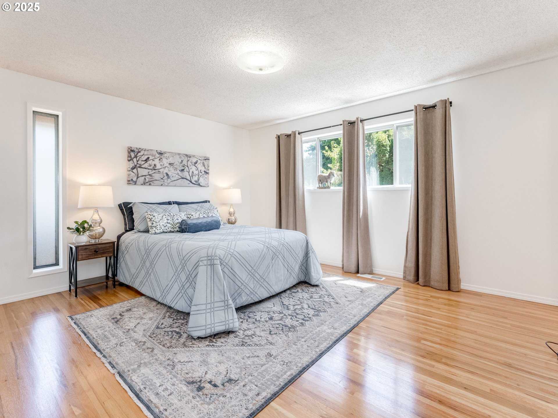 Vancouver, Washington 98665, United States, 4 Bedrooms Bedrooms, ,3 BathroomsBathrooms,Residential,Active,172966