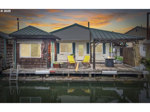 50776 Dike RD 4 Scappoose OR 97056