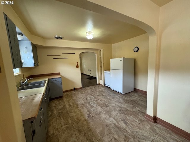 205 N HUMBOLT ST