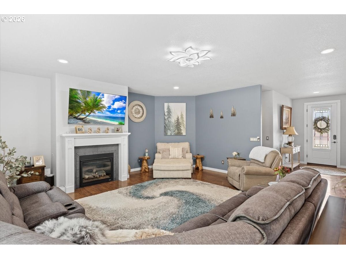 137 JACKS CT