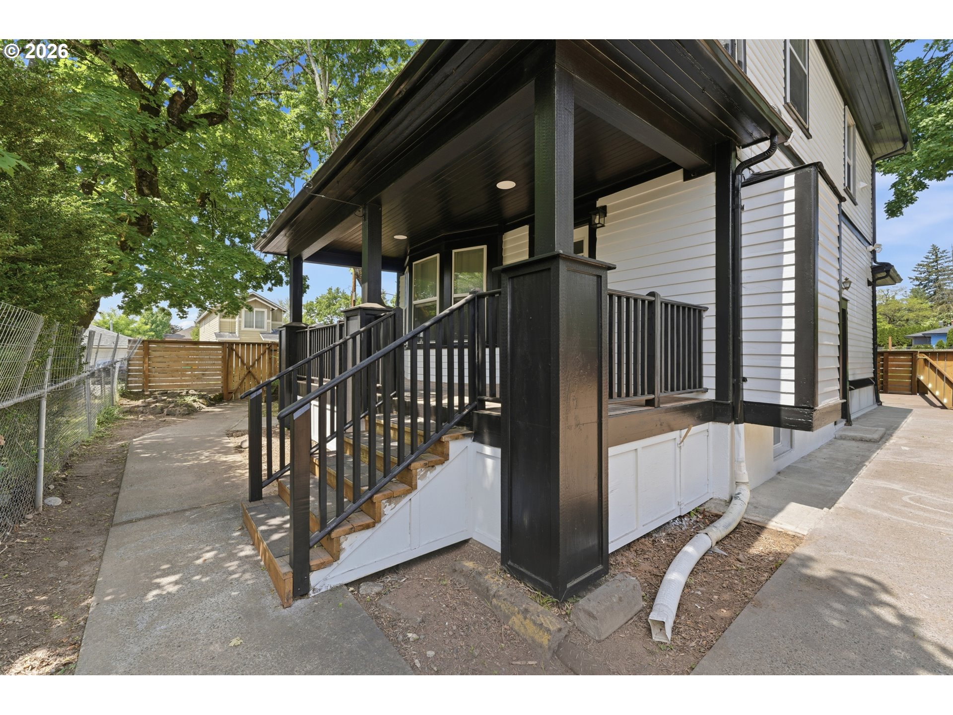 30 NE 143RD AVE
