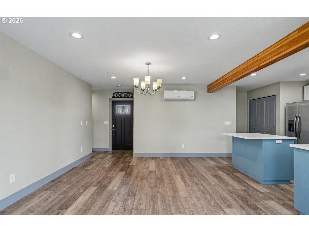 1366 NORTHERN HEIGHTS LOOP