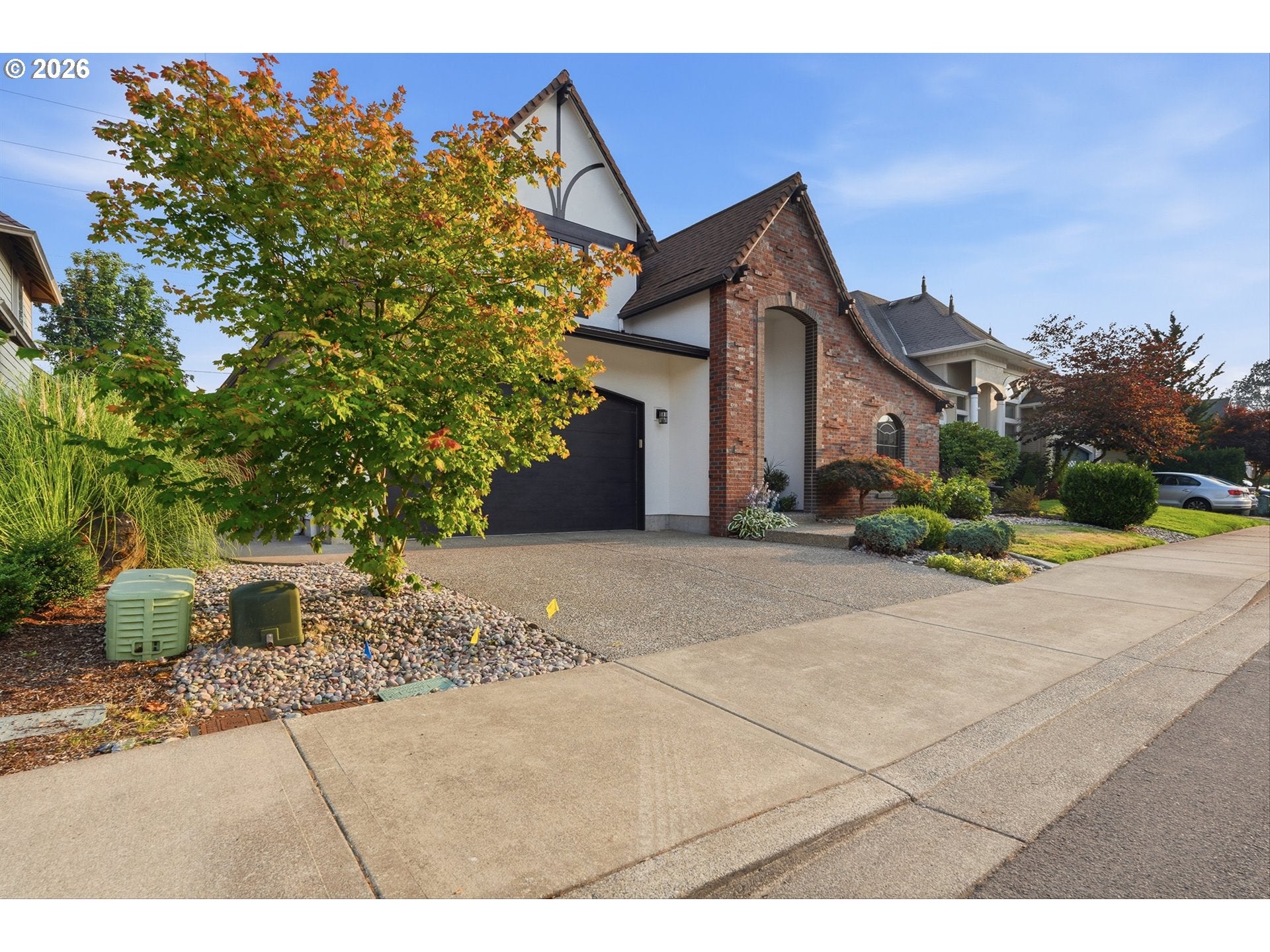 3065 N HOLLADAY DR