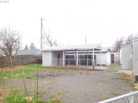 A home in Hermiston