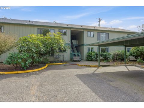 600 CHERRY DR 3 Eugene OR 97401