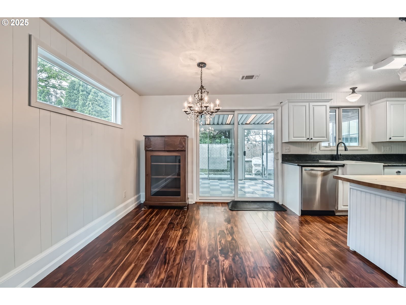 575 NE FLEMING AVE B-43