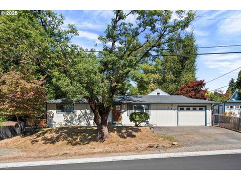 2821 SE ROSWELL ST Milwaukie OR 97222