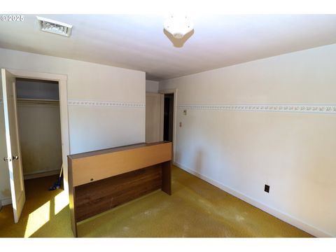 Tiny photo for 46715 Sunset Ave, Westfir, OR 97492 (MLS # 226990934)