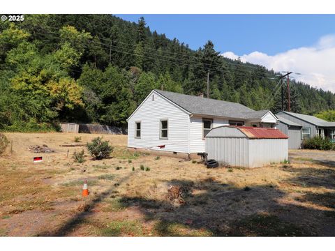 Tiny photo for 46715 Sunset Ave, Westfir, OR 97492 (MLS # 226990934)