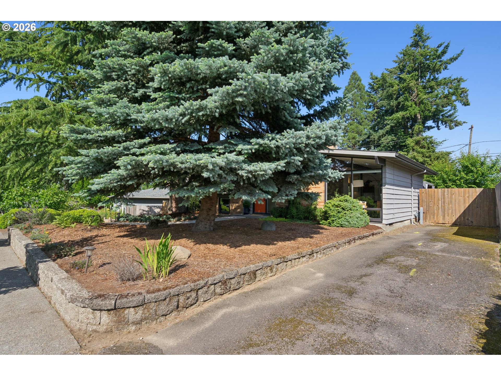 2726 NE 137TH AVE