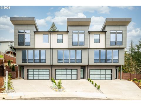 2435 N R ST Washougal WA 98671