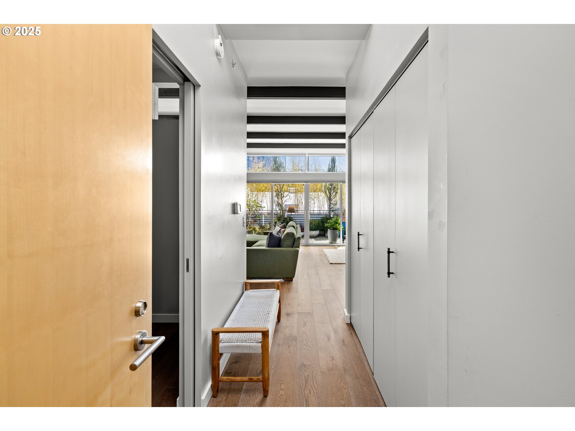 323 NW 13TH AVE 404